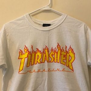 THRASHER white tee